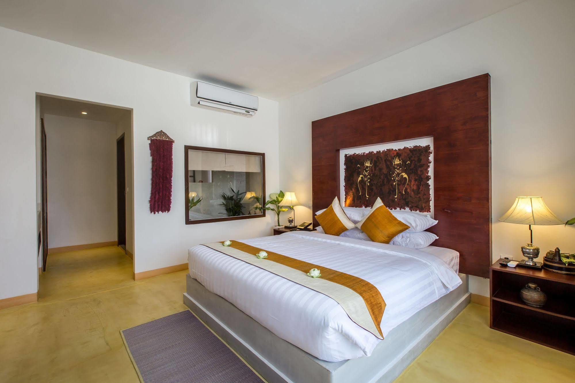 Vmansion Boutique Hotel Phnom Penh Exterior foto