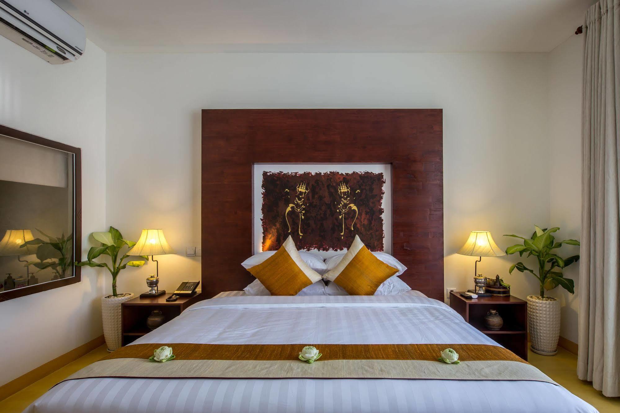 Vmansion Boutique Hotel Phnom Penh Exterior foto